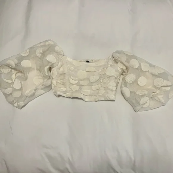 Zara Balloon Sleeve Crop Top in Ecru - Picture 3 of 6